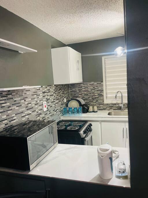 New Kingston Retreat Apartment ภายนอก รูปภาพ
