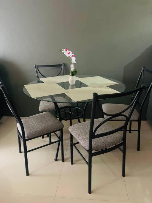 New Kingston Retreat Apartment ภายนอก รูปภาพ
